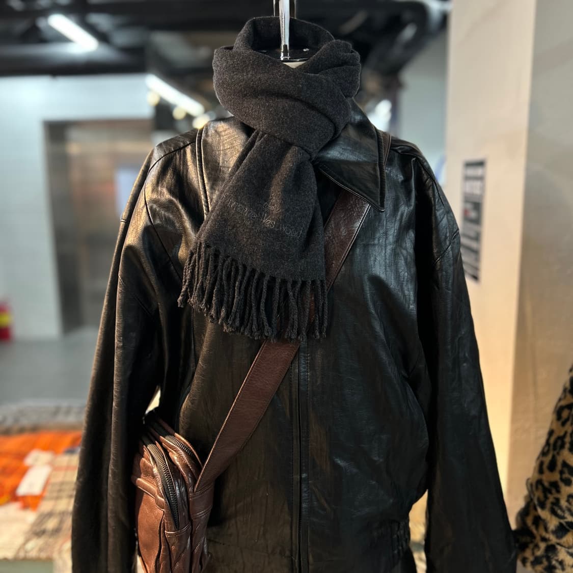 Vivienne Westwood Logo Muffler 상품이미지4