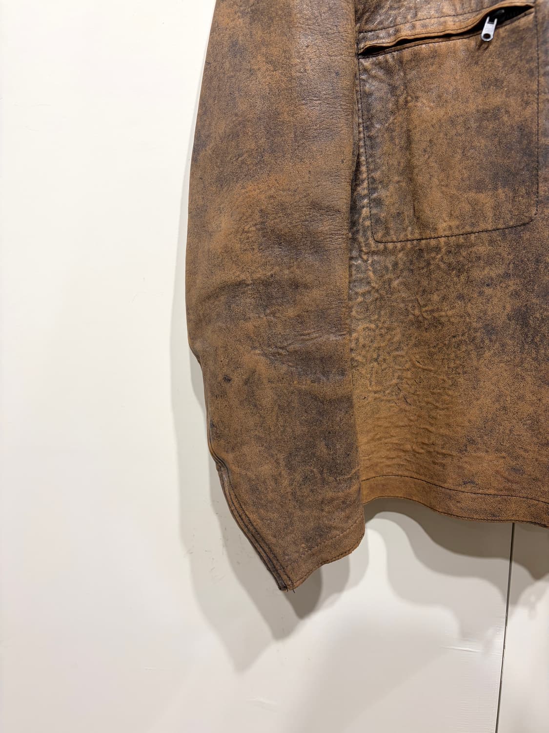 DKNY 빈티지 워시드 레더 자켓 상품이미지3