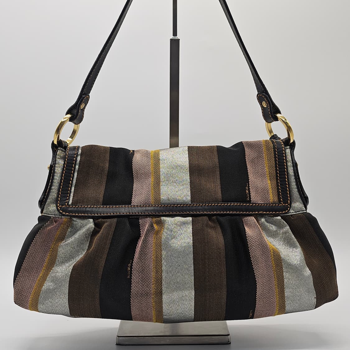 정품 펜디 페퀸 스프라이트 숄더백 상품이미지3