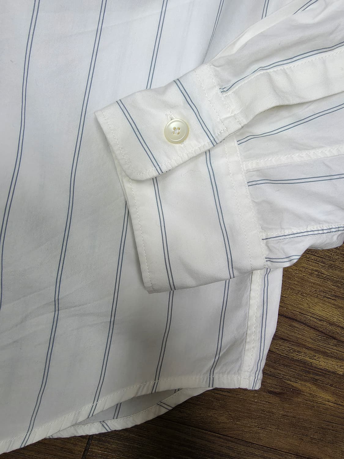 띠어리 스트라이프 오버셔츠 상품이미지4