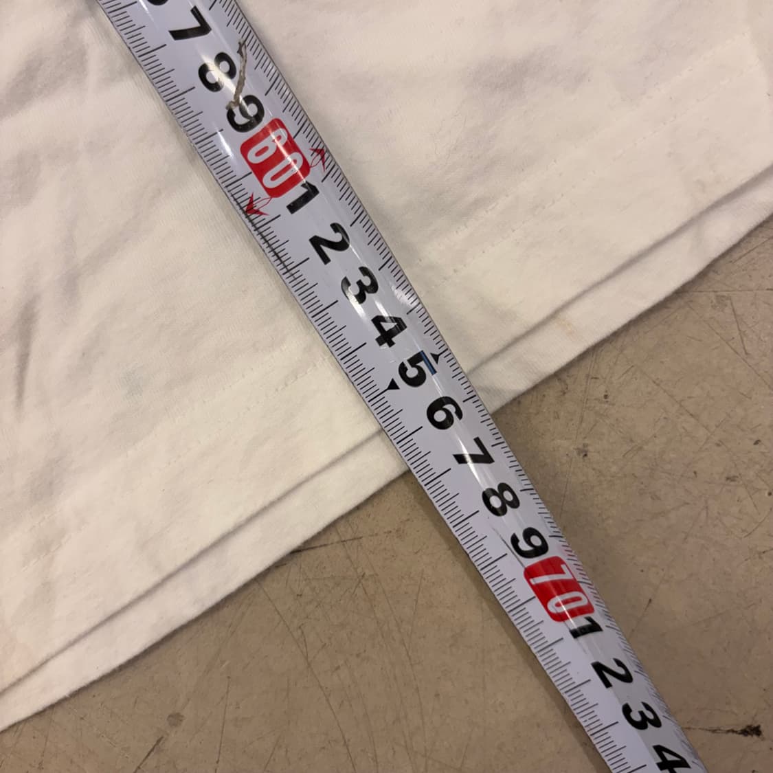 나이키 올드스쿨 처칠 빅로고 티셔츠 상품이미지4