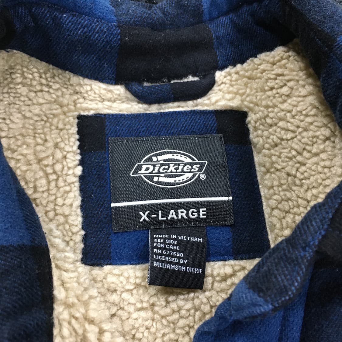 투티/0325 디키즈 체크 패턴 털 자켓 블루 블랙 상품이미지6