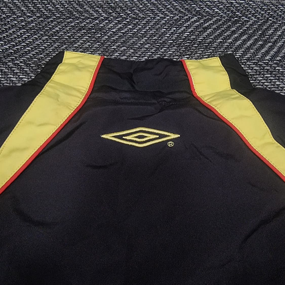 엄브로 잉글랜드 국대 올드스쿨 바람막이 상품이미지7