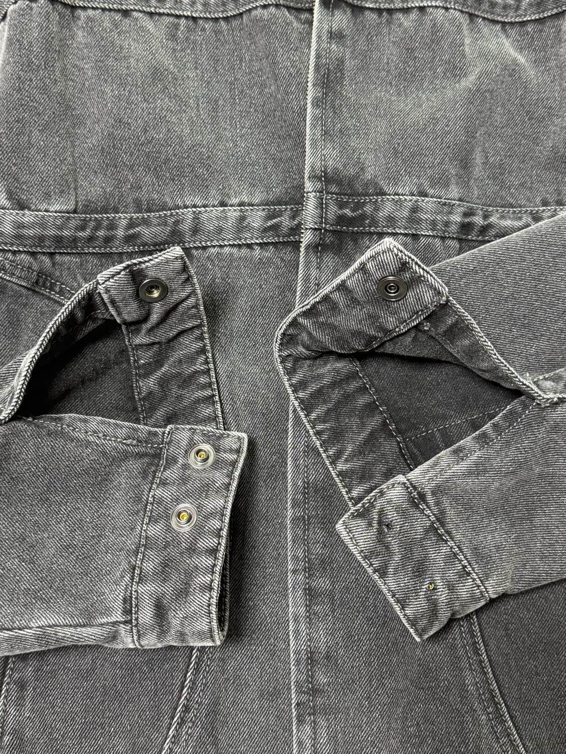 인사일런스 디바이드 패널 데님 바이커 자켓 상품이미지6