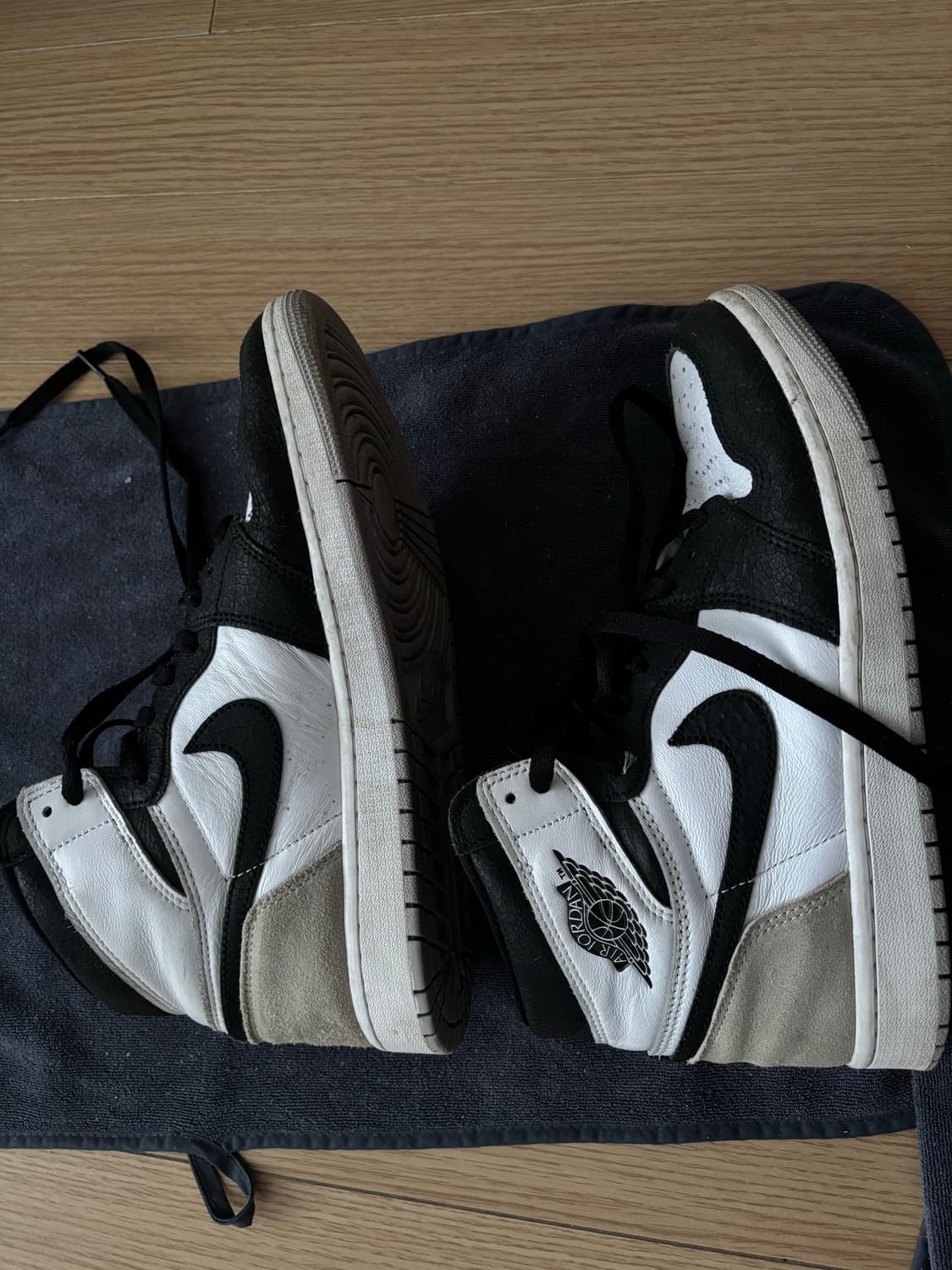 나이키 조던 1 레트로 하이 OG 블리치드 코랄 265-270 상품이미지3