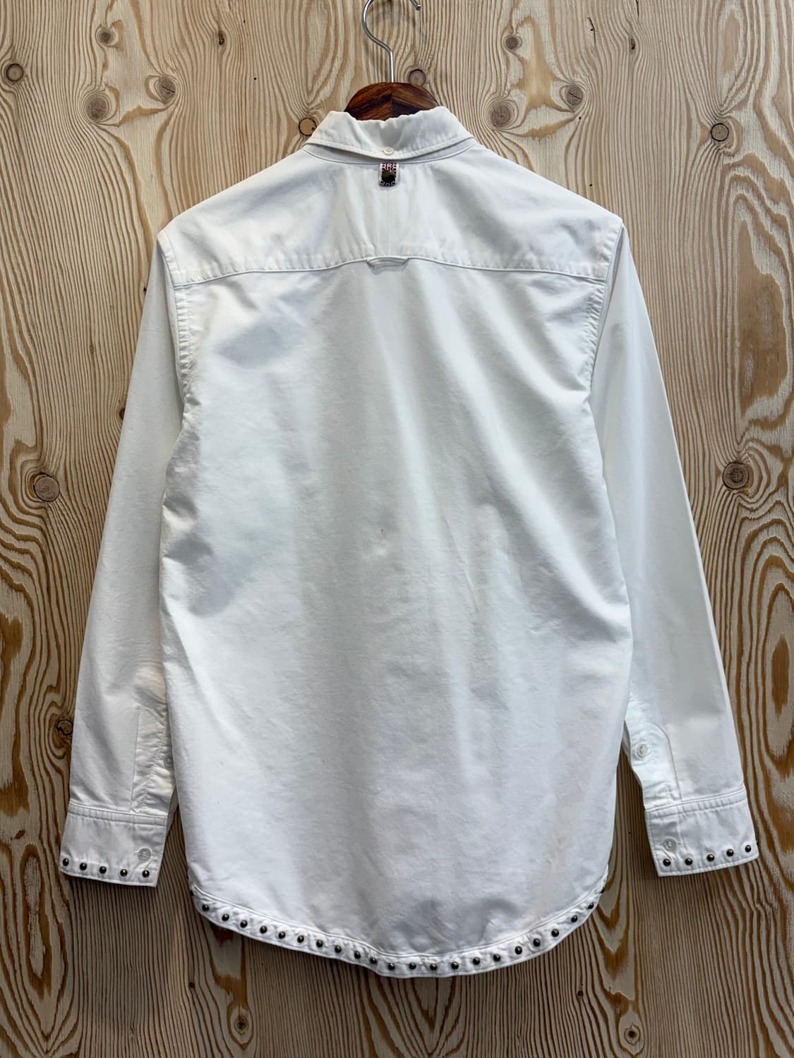 비즈빔 스터드 셔츠 상품이미지3