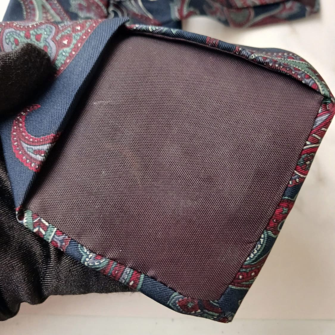 지방시 실크 네이비 페이즐리 넥타이 10.2cm A등급 A18911
 상품이미지8