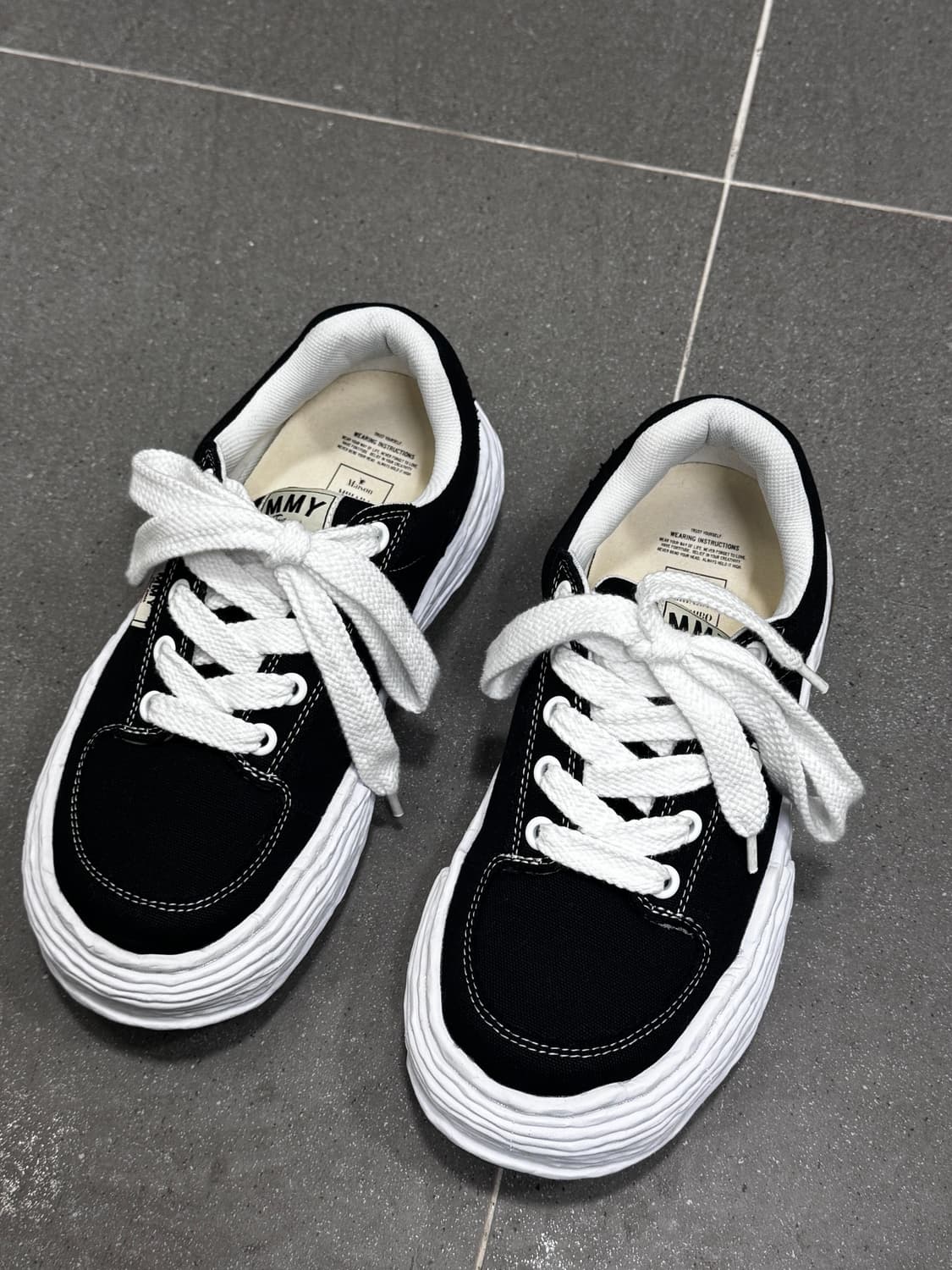 미하라야스히로 올리버 블랙 42 상품이미지1