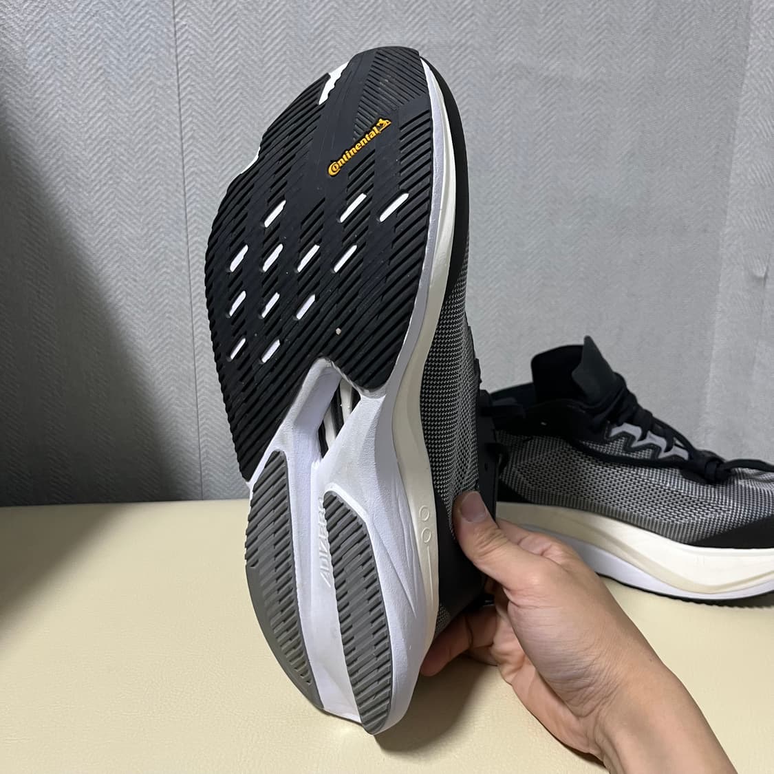 아디다스 아디제로 보스턴12 초경량 러닝화 270mm  상품이미지4