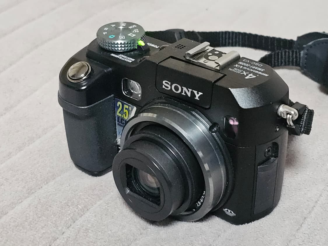 소니 사이버샷 DSC-V3 디지털 카메라 상품이미지1