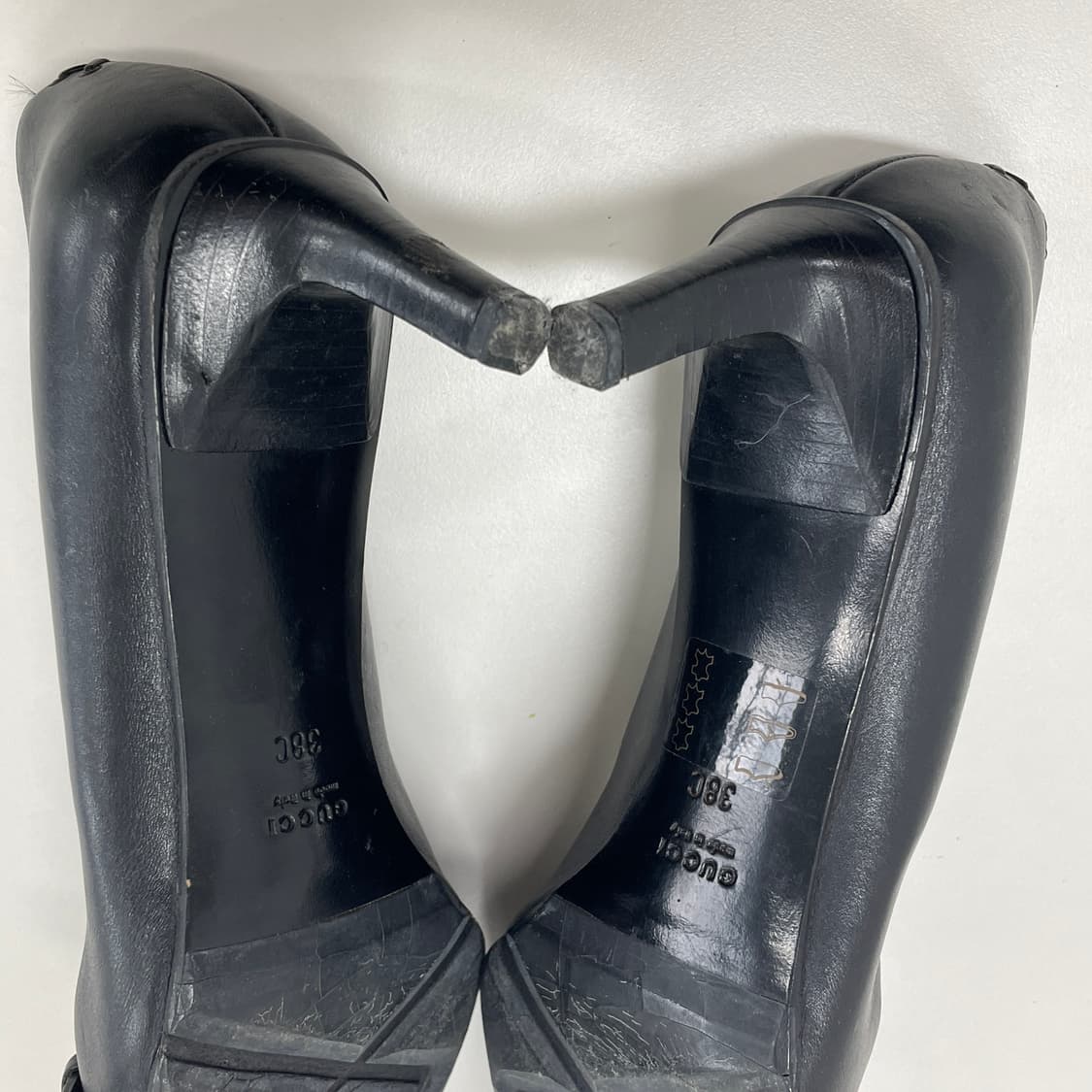 구찌 블랙 스퀘어 코 힐 상품이미지5