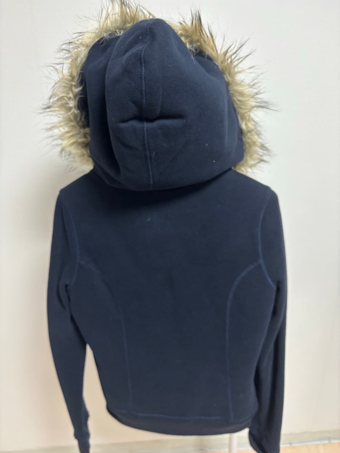 아베크롬비 기모 털 떡볶이 코트 M 상품이미지4