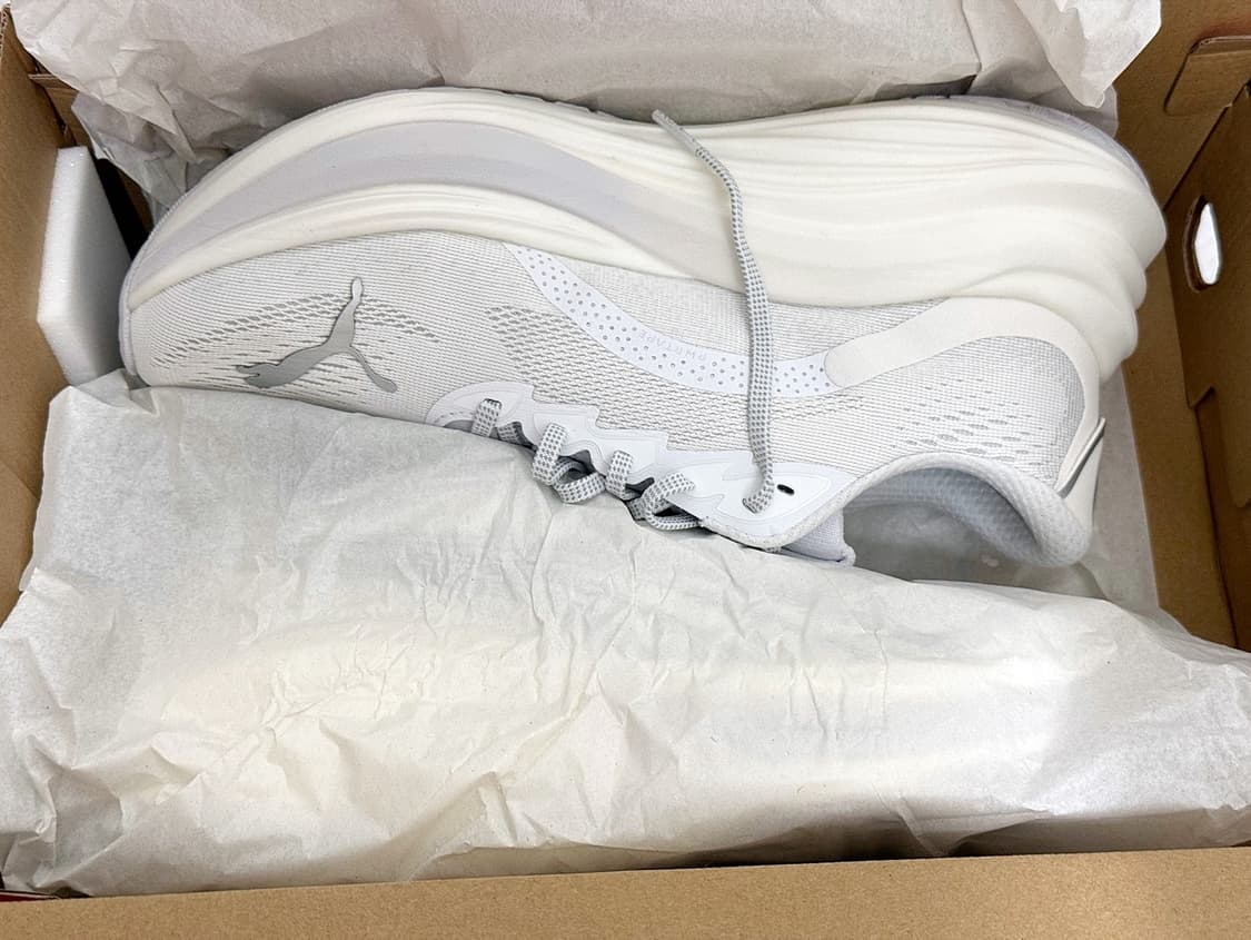 푸마 매그맥스 나이트로 판매합니다. [화이트/260mm] 상품이미지3