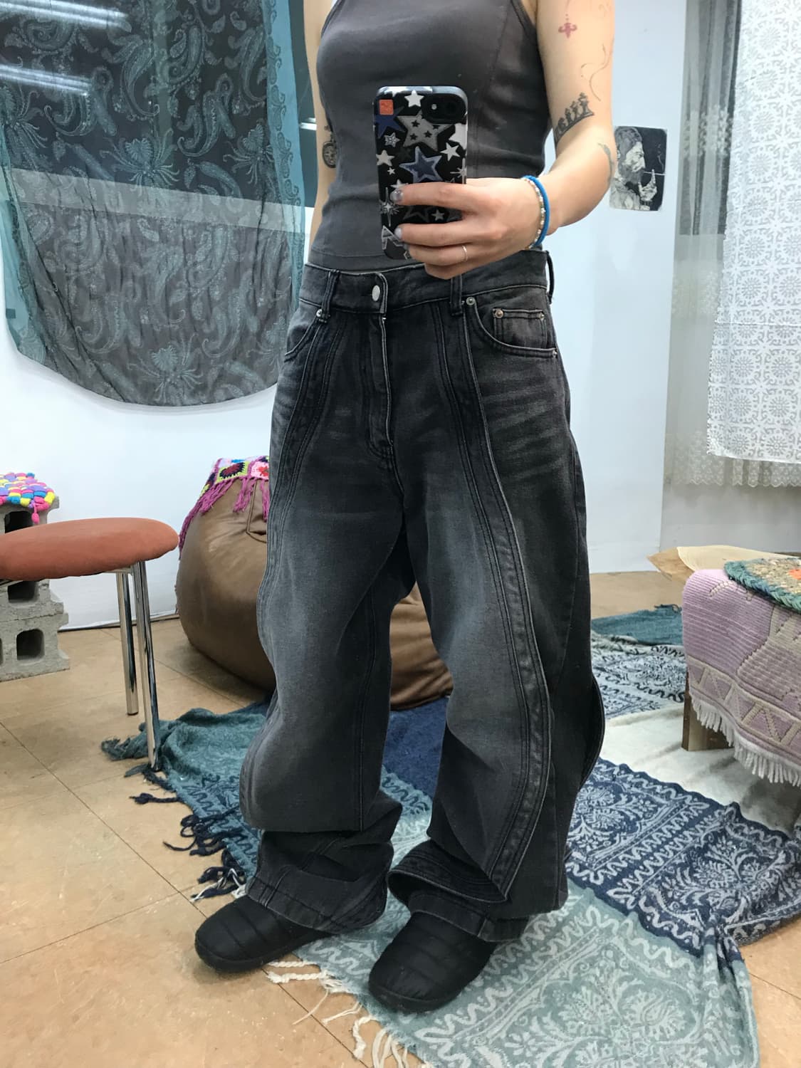 우알롱 절개 디테일 흑청 데님팬츠  상품이미지1