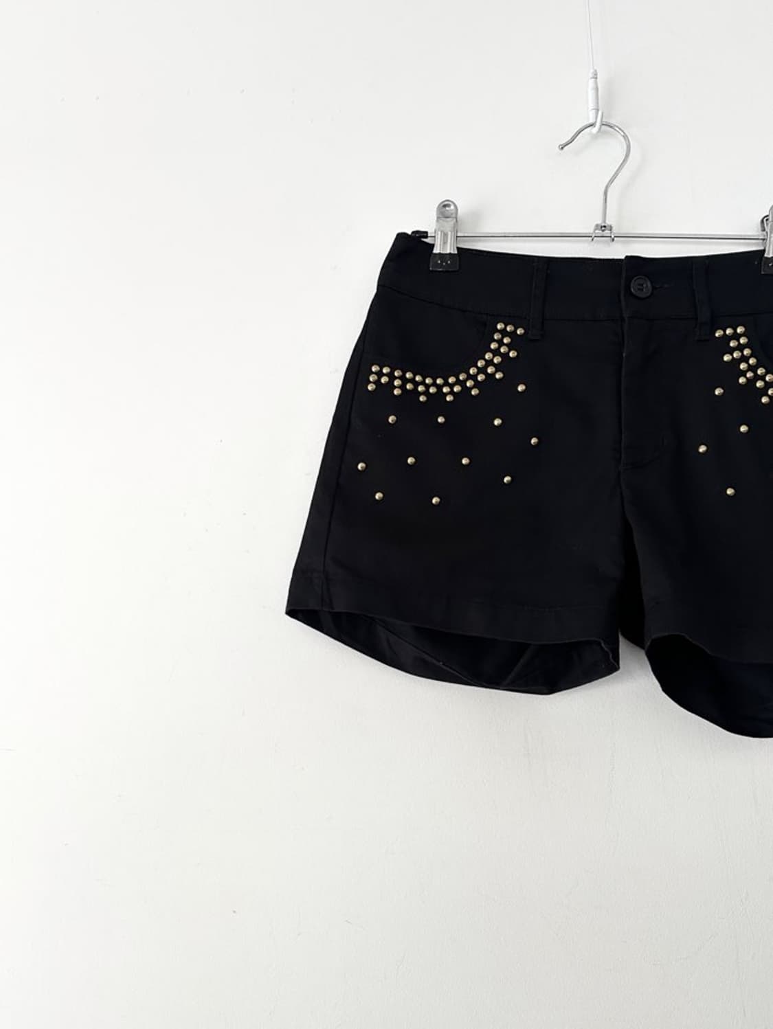 Gold stud point mini pants / black 상품이미지3
