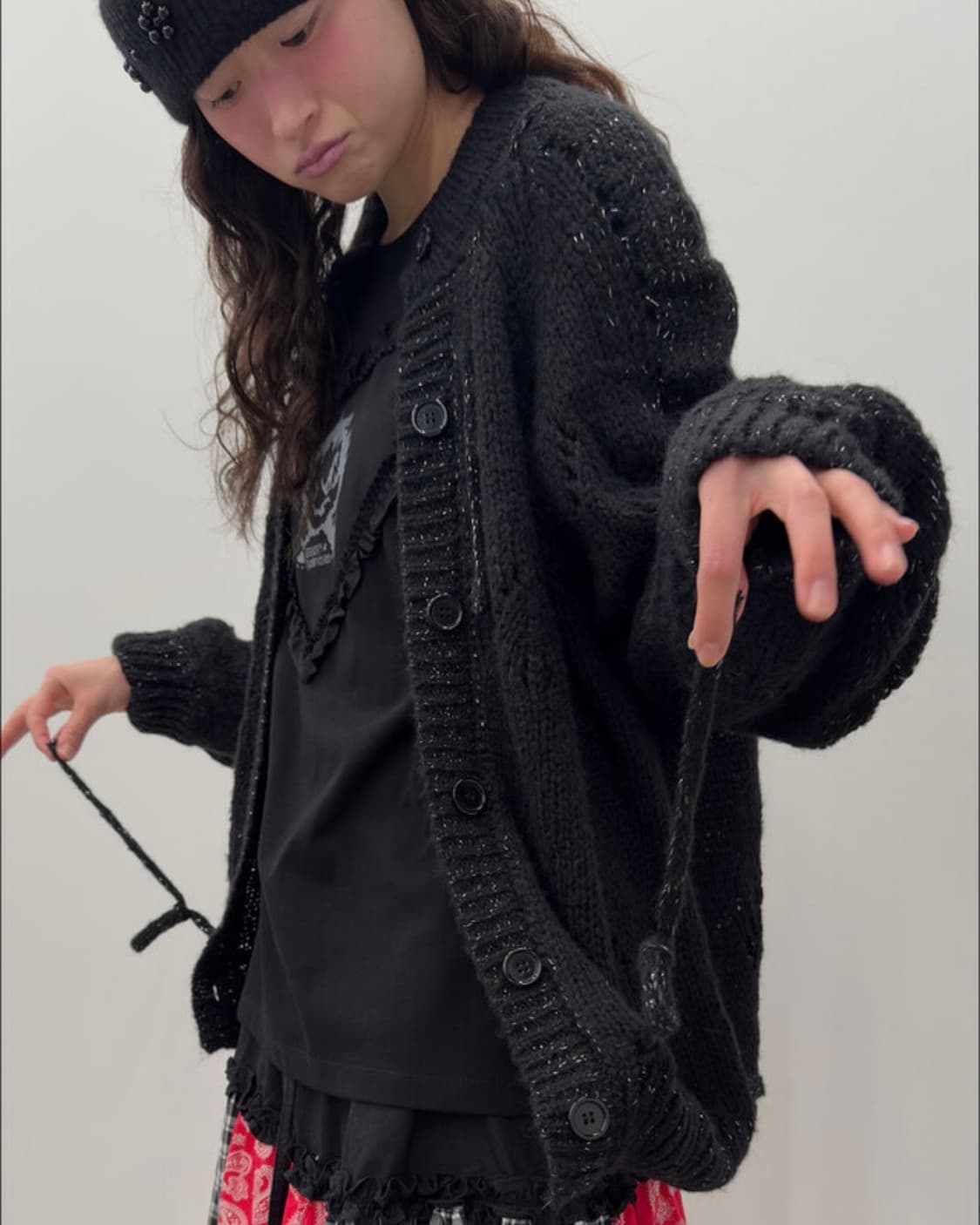 타입서비스 Glittered Knit Strap Cardigan [Bla 상품이미지4