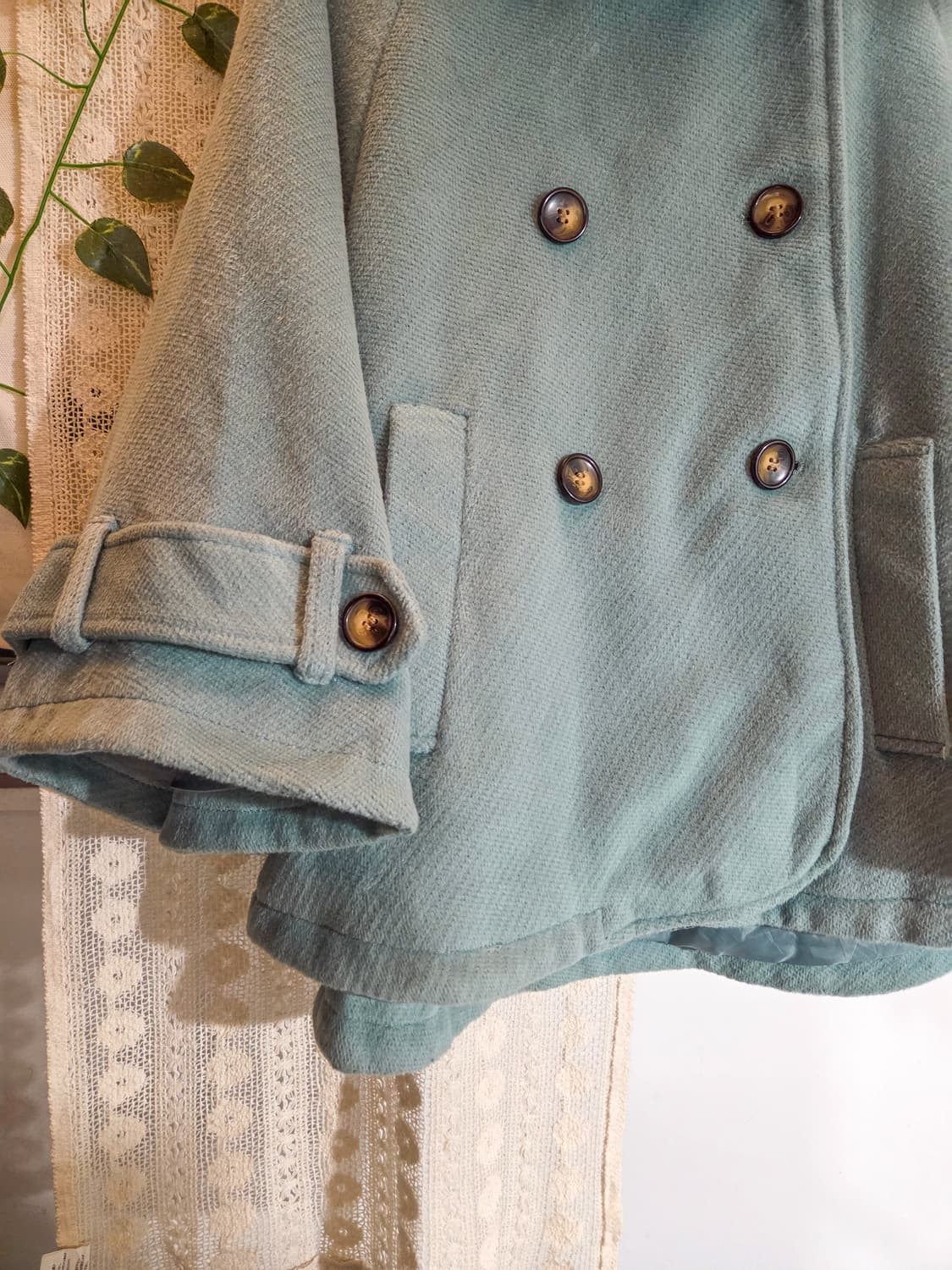 OLIVE DES OLIVE 민트빛 더블버튼 케이프 코트 상품이미지3