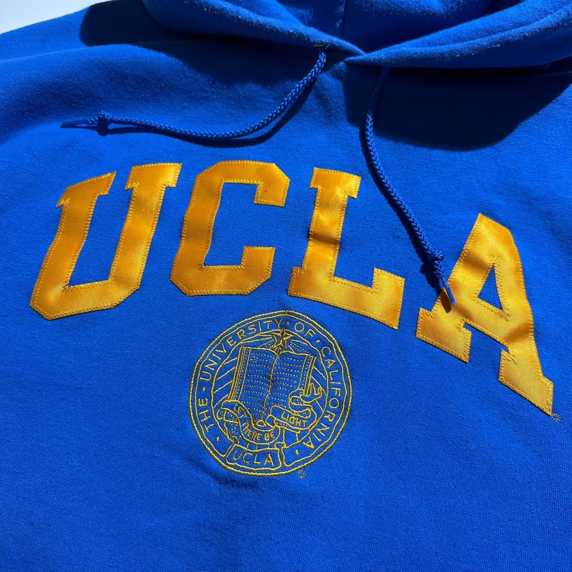 챔피온 UCLA 아치로고 후드 티셔츠 상품이미지3