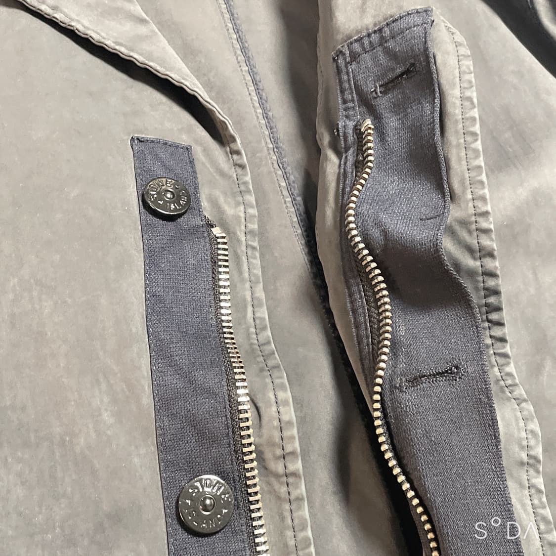 스톤아일랜드 왁스 코트 그레이 상품이미지5