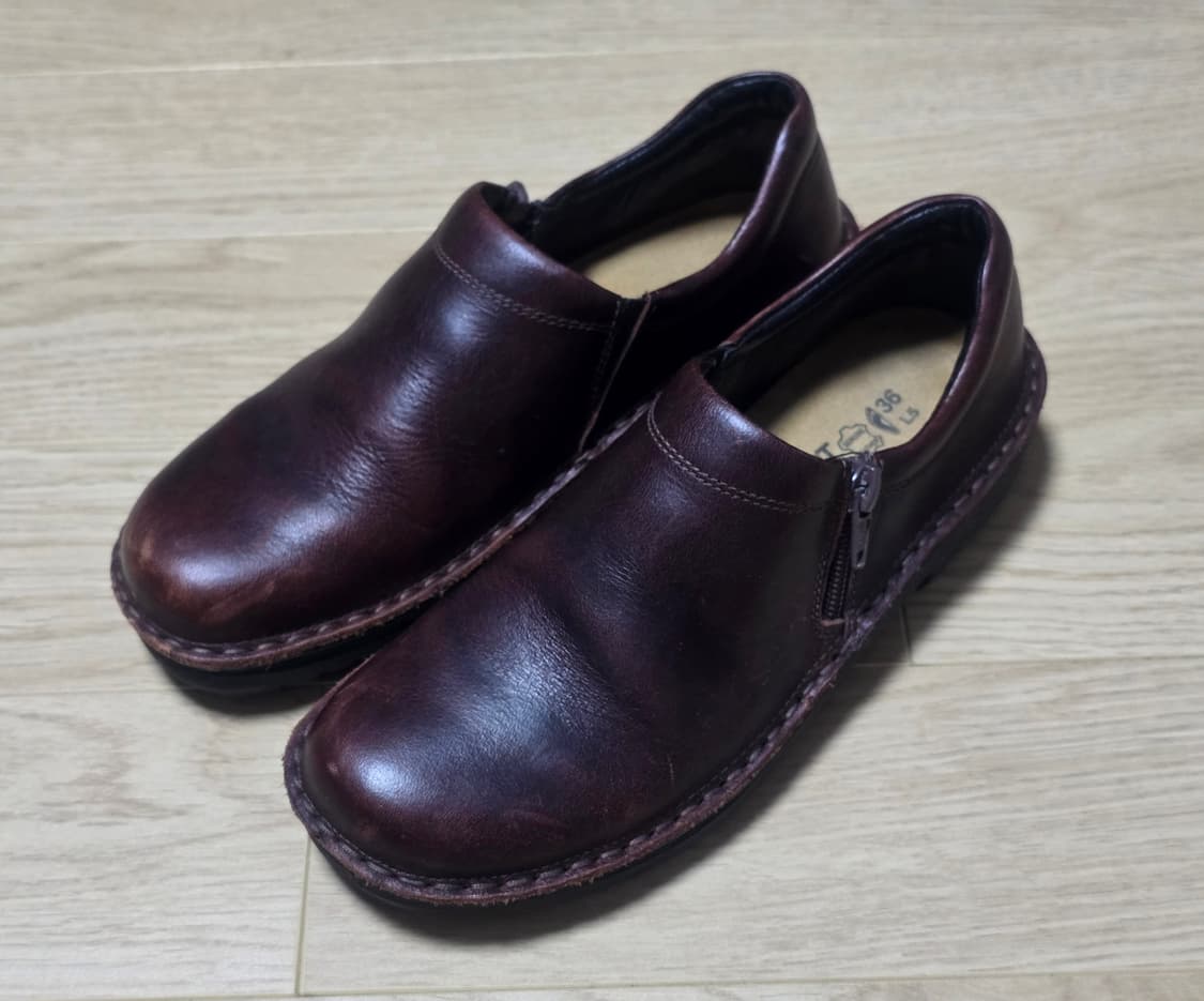 Naot 나오트 클라라 버팔로 레더 로퍼 36 상품이미지1