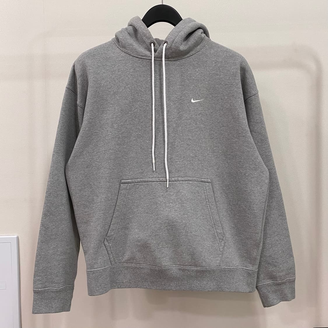 나이키 신형 솔로 스우시 플리스 풀오버 후디 상품이미지1