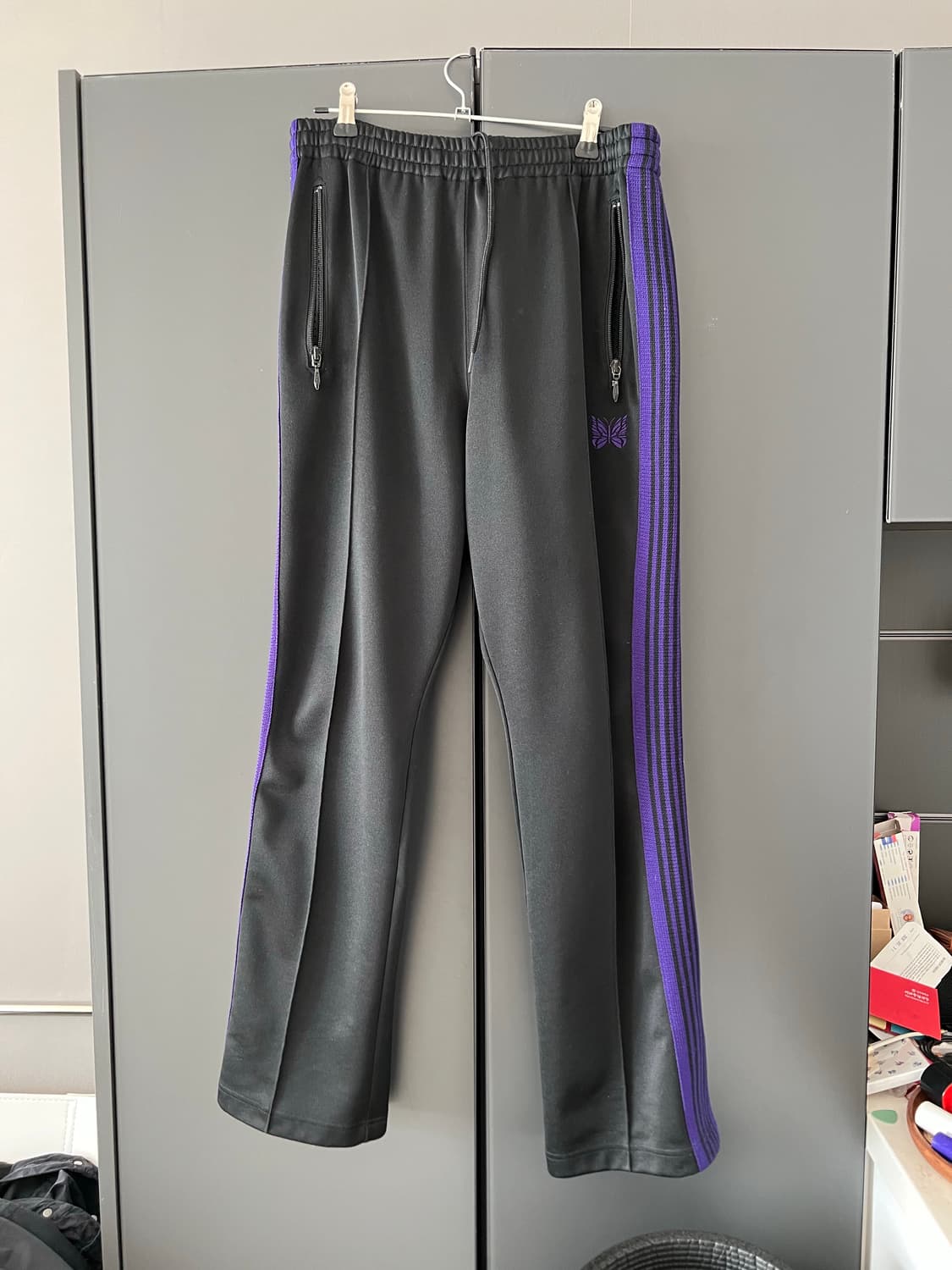 니들즈 스트레이트핏 트랙팬츠 검보 S 상품이미지1