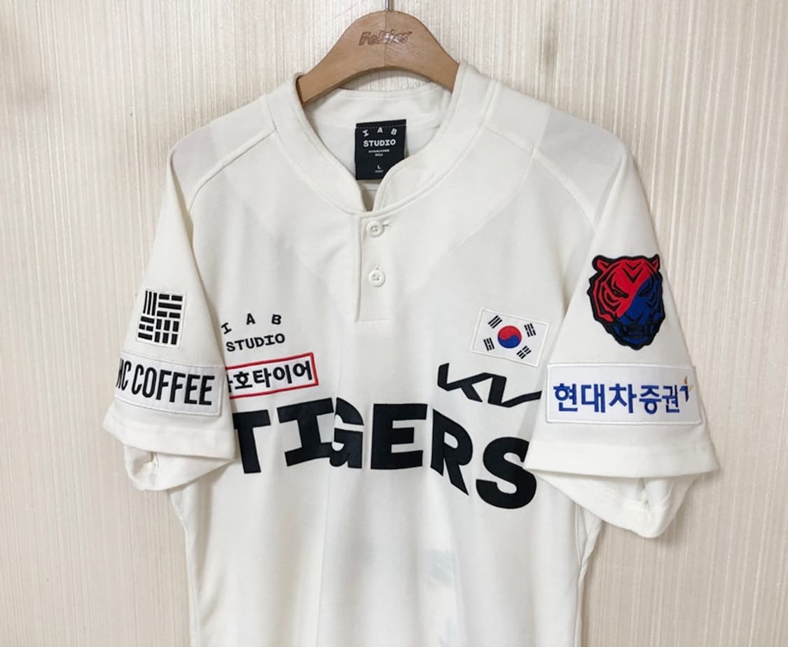 KBO 아이앱스튜디오 기아타이거즈 23시즌 광복절유니폼 L #54 양현종 상품이미지6