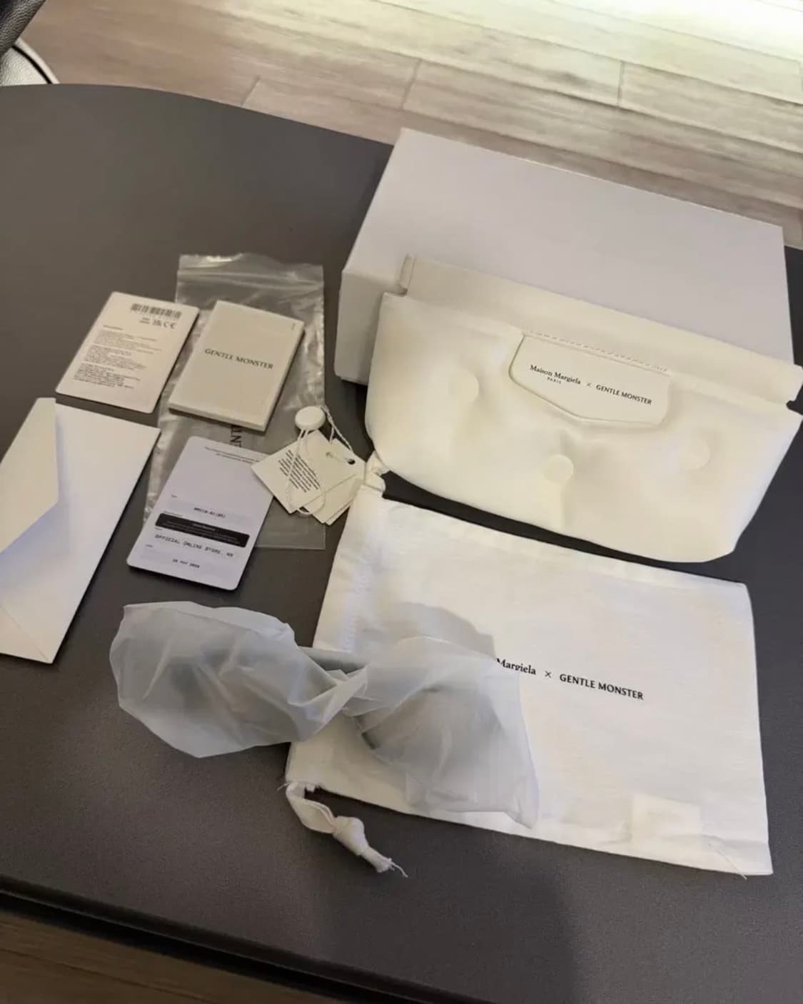 (새상품) 젠틀몬스터 X 마르지엘라 MM210 블랙 브라운 상품이미지5