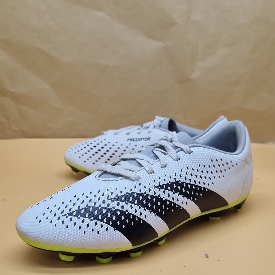 아디다스 프레데터 액큐러시4 축구화 245 상품이미지1