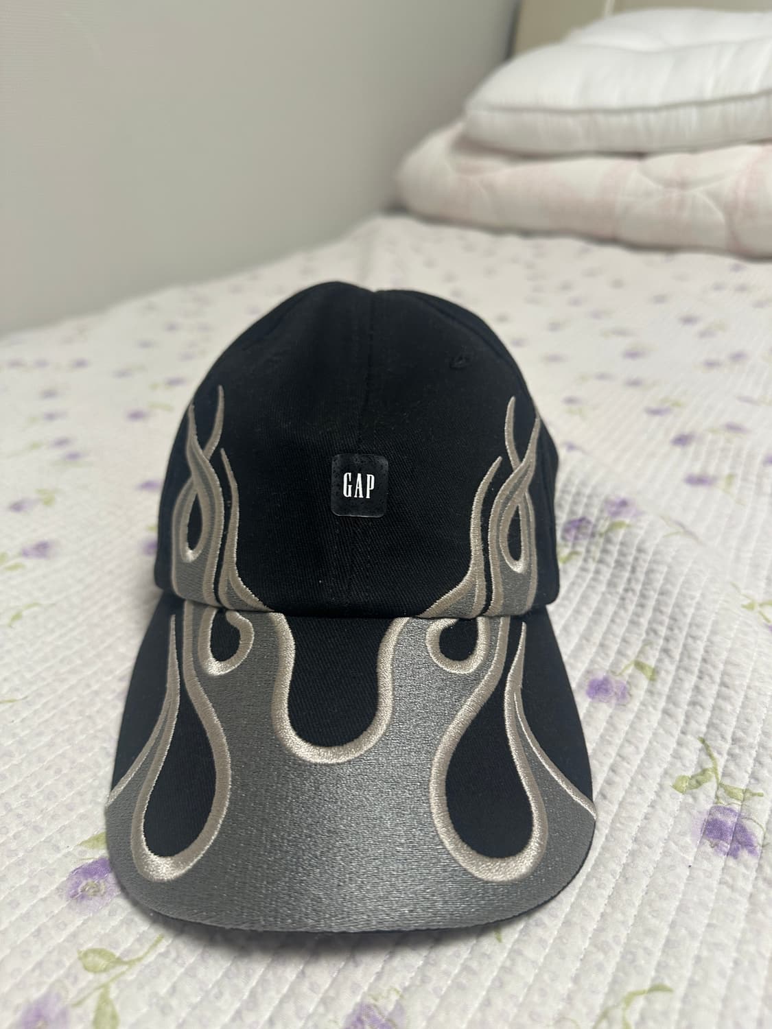 Yeezy GAP 이지 갭 발렌시아가 프레임 볼캡 모자 상품이미지1