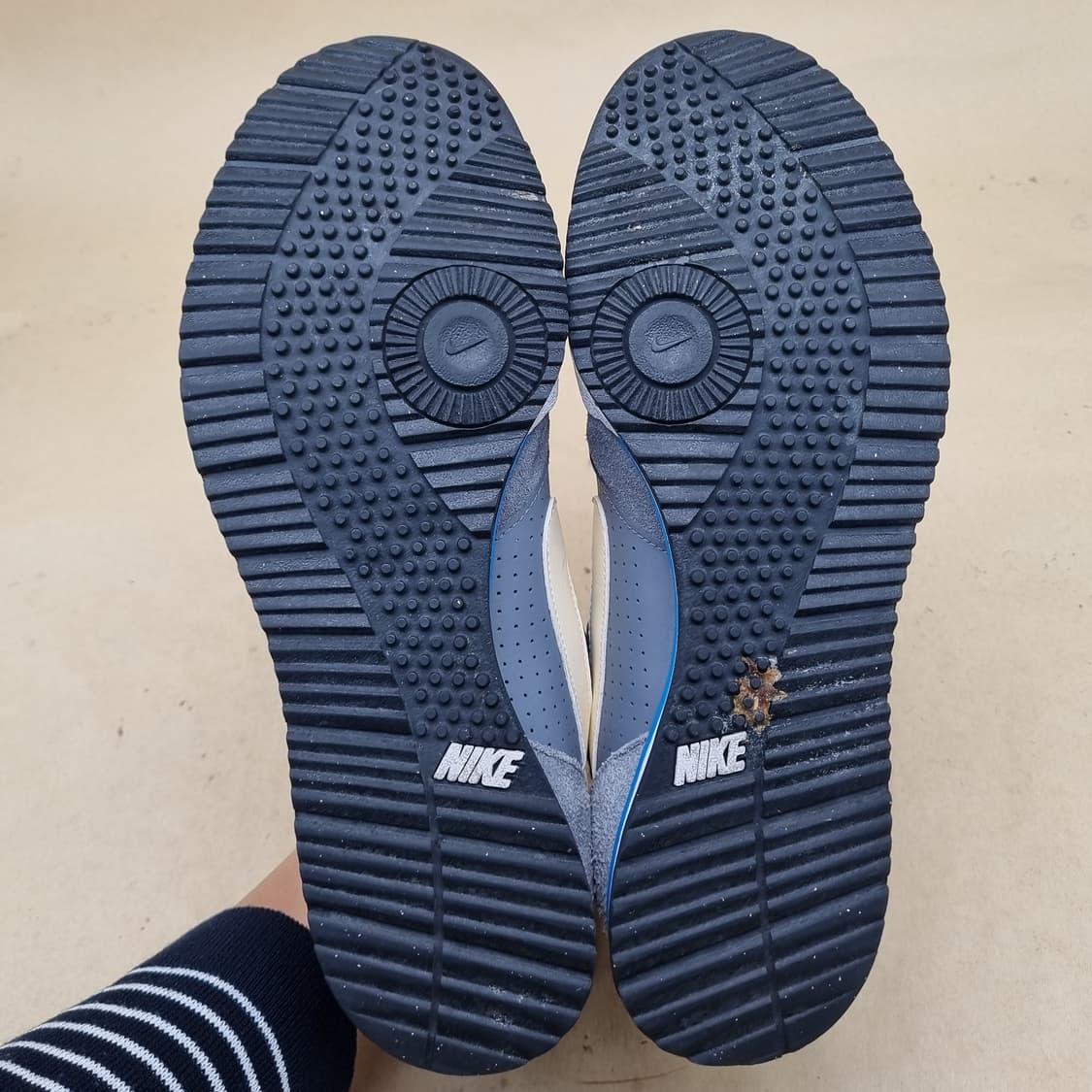 나이키  필드제너럴 남성운동화270  상품이미지3