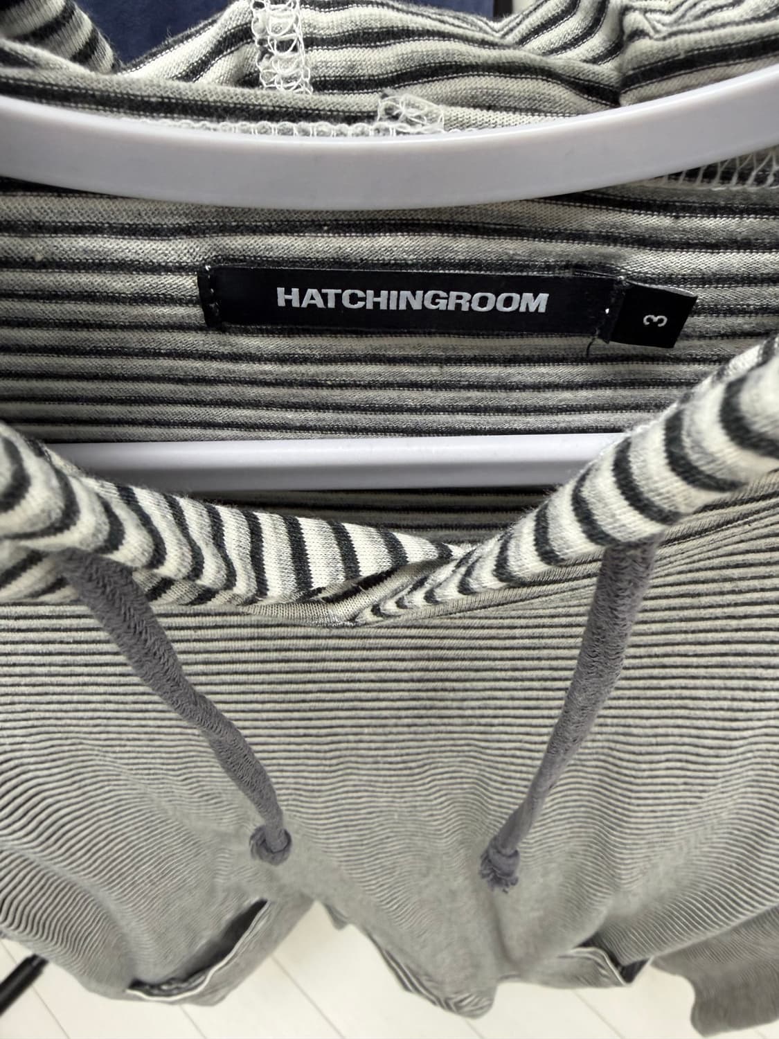 hatchingroom stripe hoodie grey 3size 상품이미지5