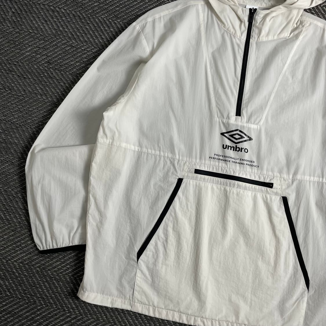 엄브로 빅로고 박시핏 나일론 우븐 아노락o 3796 상품이미지3