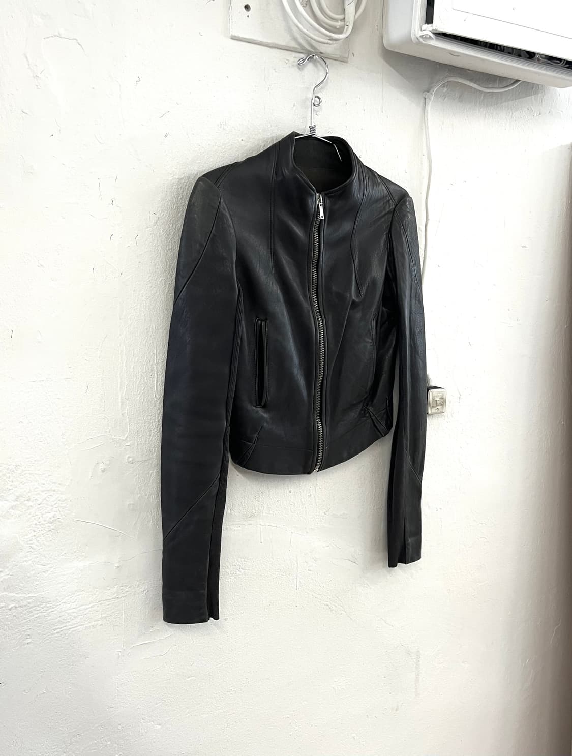 릭오웬스 2004FW 램스킨 레더 다트 자켓 상품이미지2