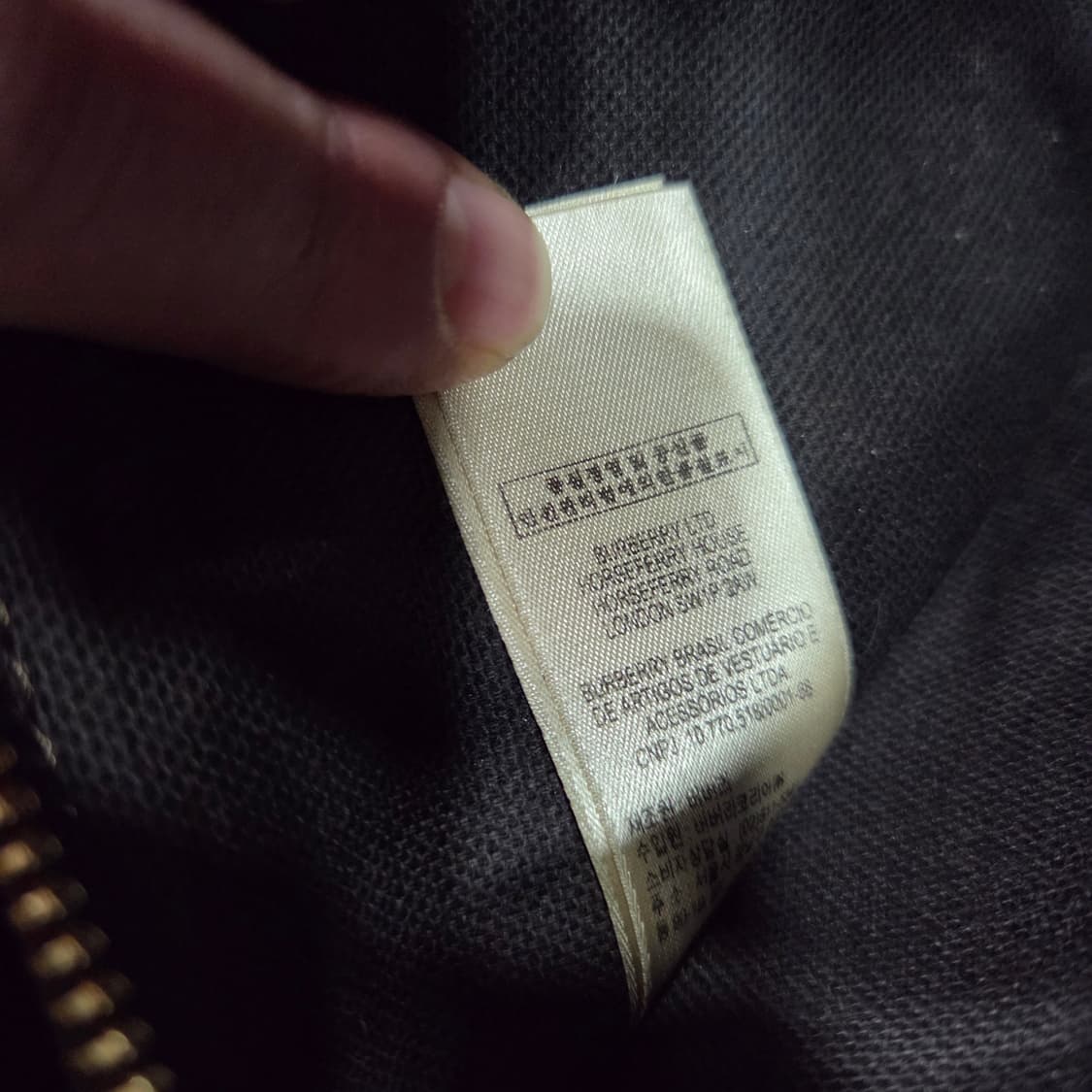 버버리 노바체크 숄더백 상품이미지4