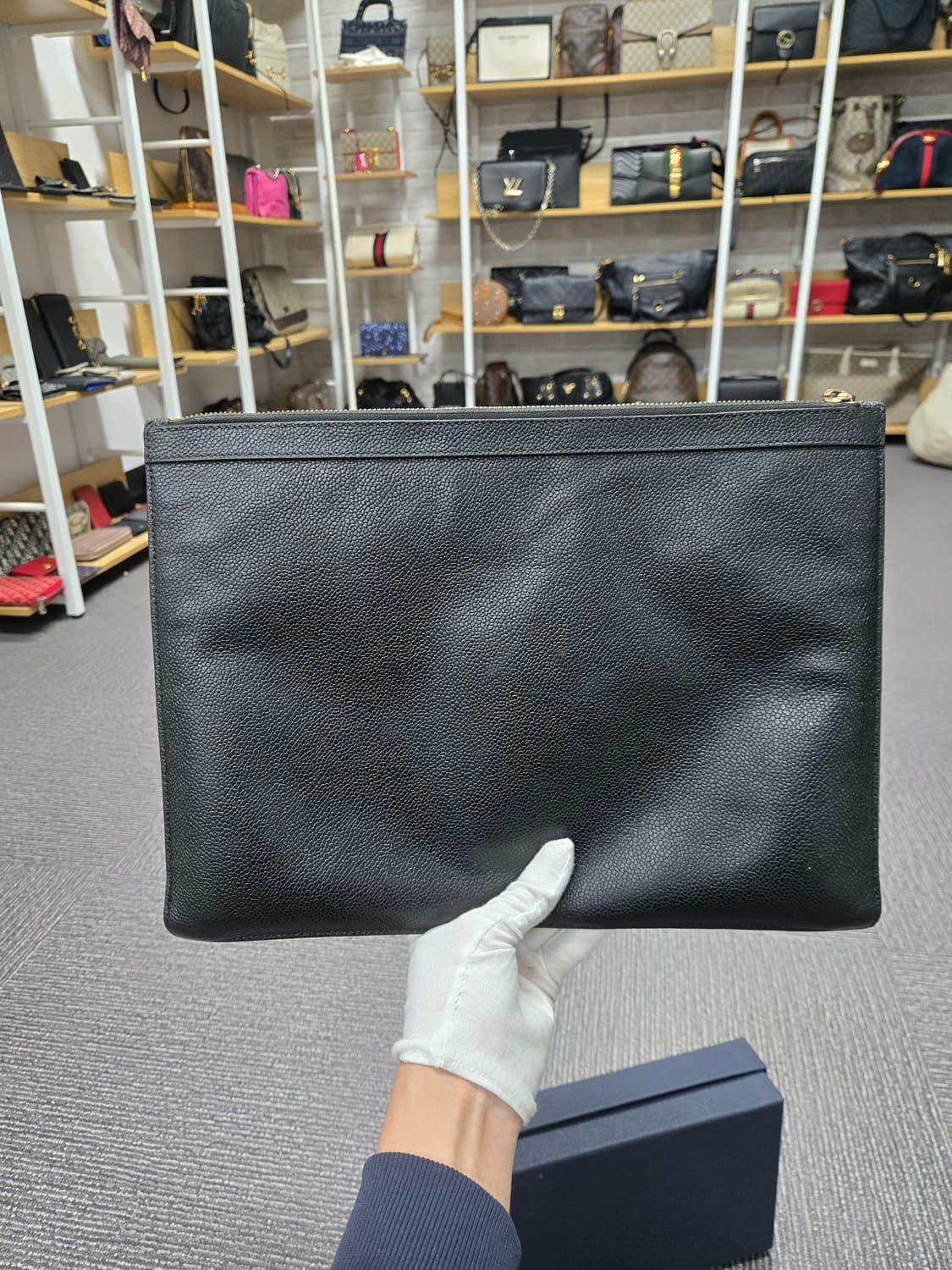 [특가][정품] 톰브라운 클러치백 라지 상품이미지3