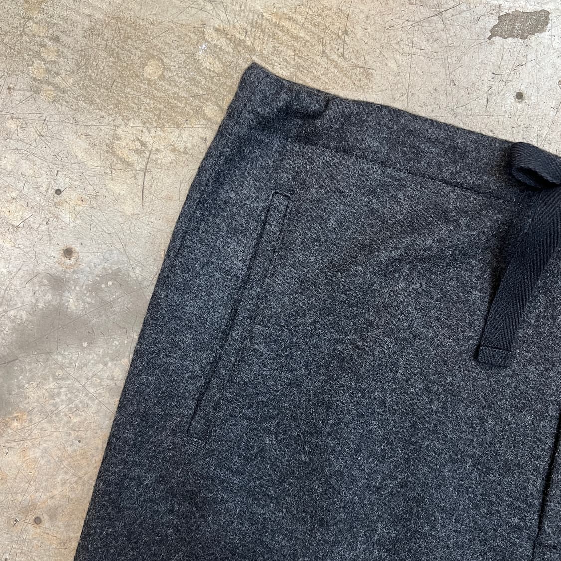 마가렛호웰 울 스트랩 스커트 상품이미지2