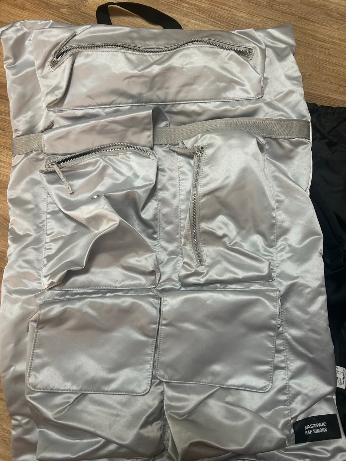 라프시몬스 이스트팩 가방 상품이미지1