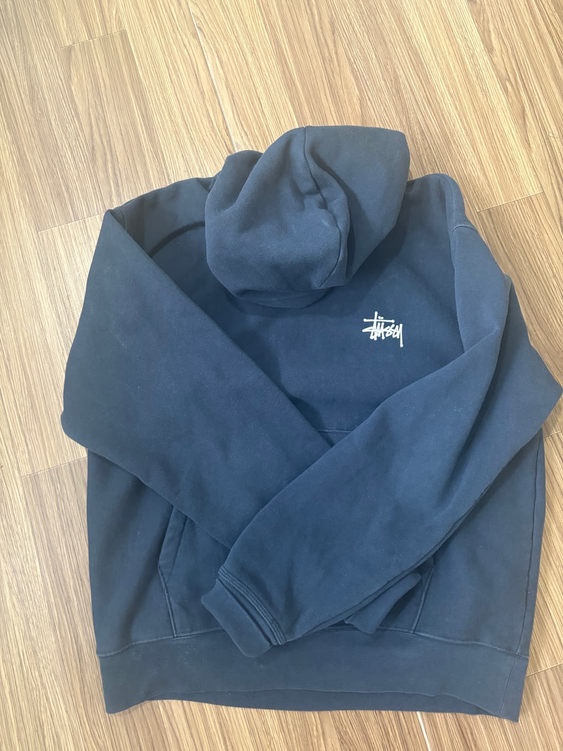 상태 새상품급 스투시 네이비 후드l 팝니다 상품이미지4