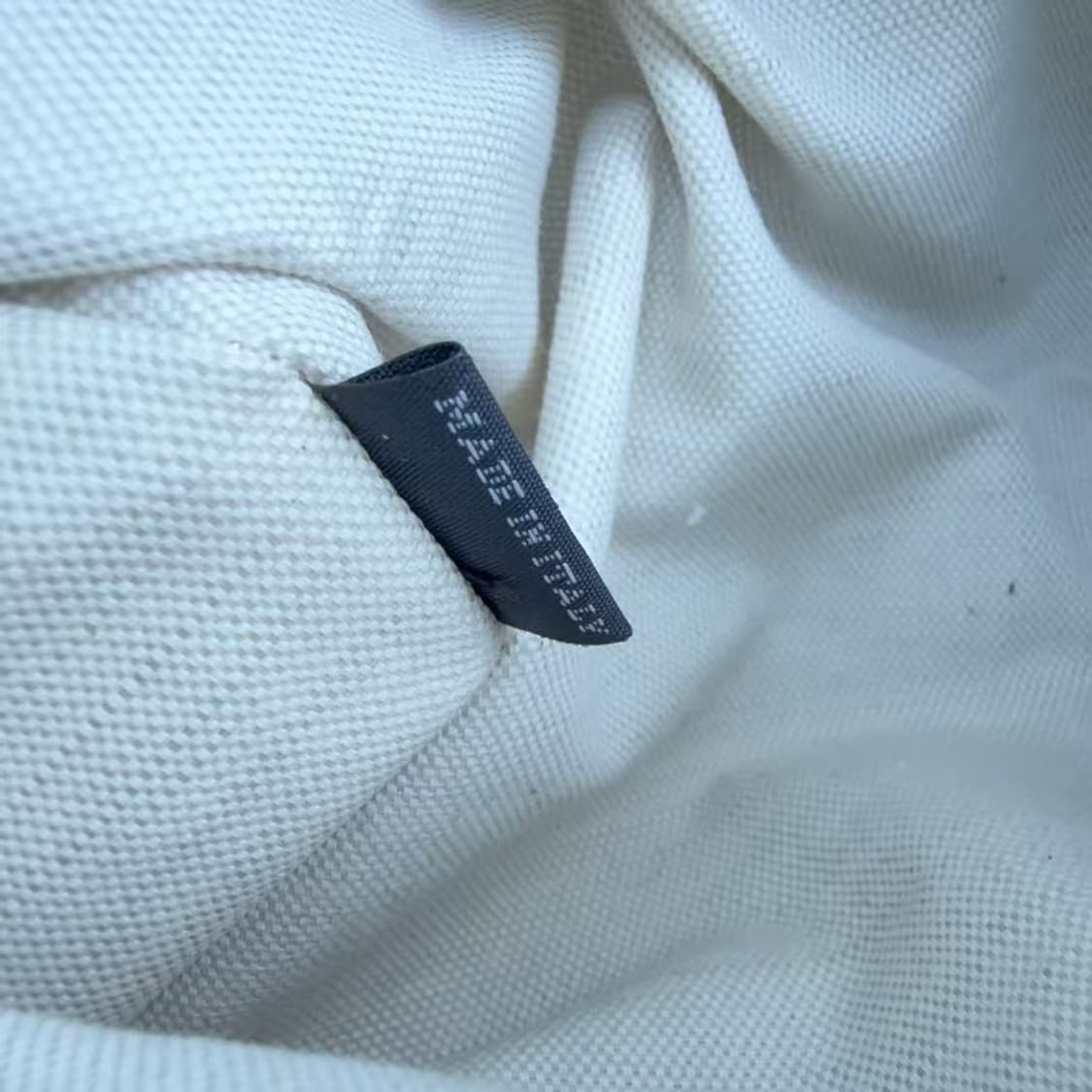 미우 미우 나파 레더 미니 파우치 오크 상품이미지8