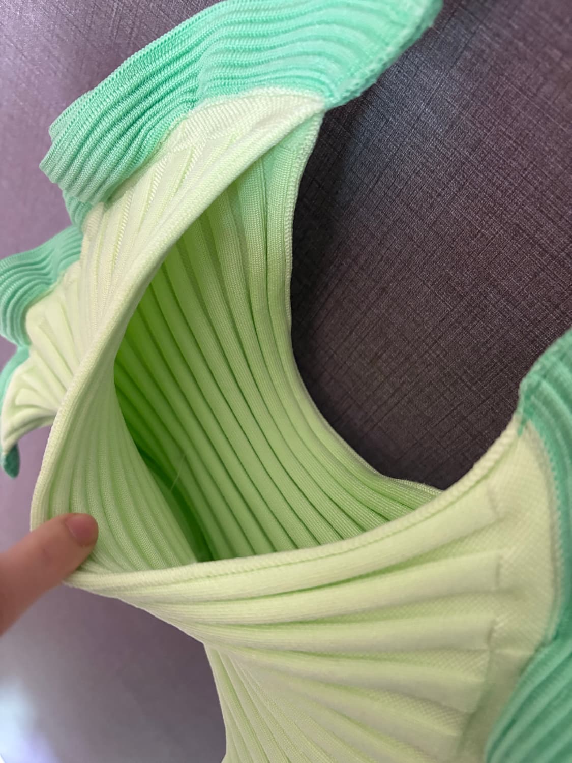 💚[새상품] PLEATS MAMA 플리츠백 (민트그린) 상품이미지3