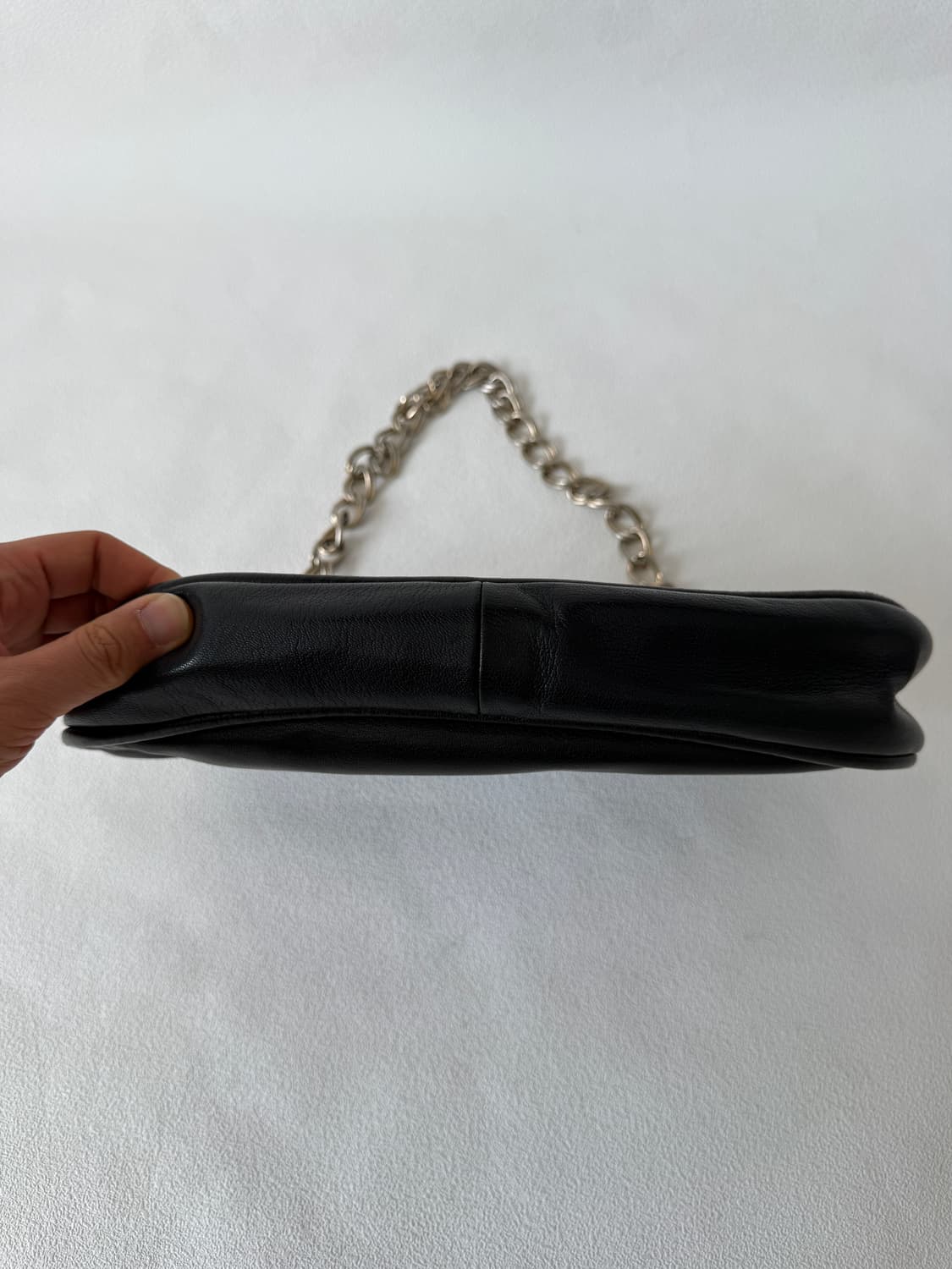 돈나 카란(DONNA KARAN) 레더 체인 숄더백 상품이미지5