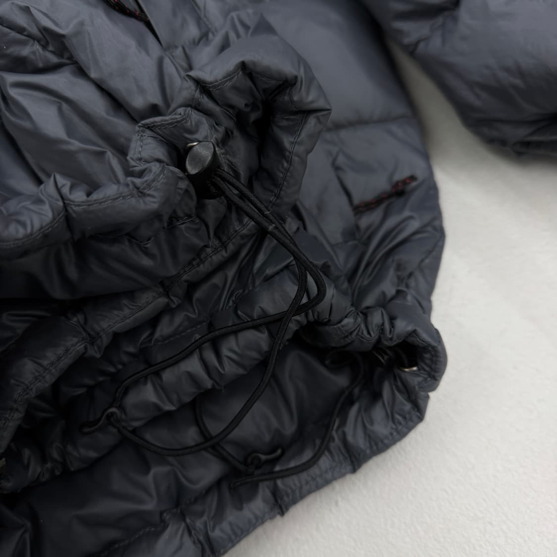 노스페이스 600 고프코어 경량패딩 구스다운 눕시 블랙 상품이미지5