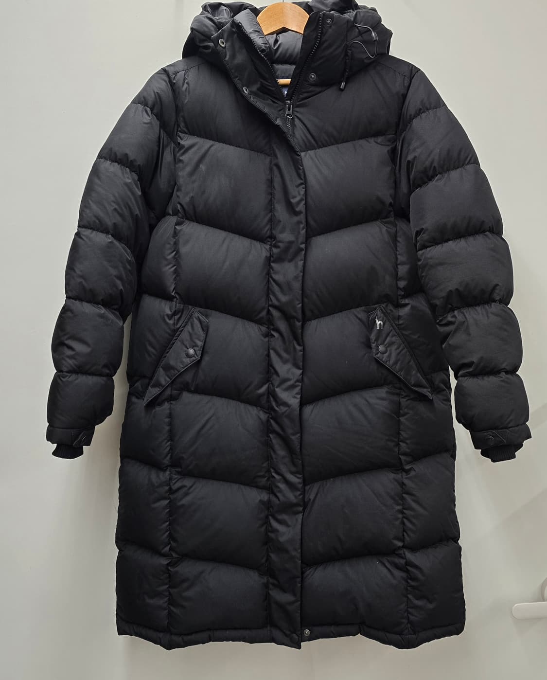 헤지스 골프 여성 덕다운 롱패딩.  
싸이즈 100 상품이미지1