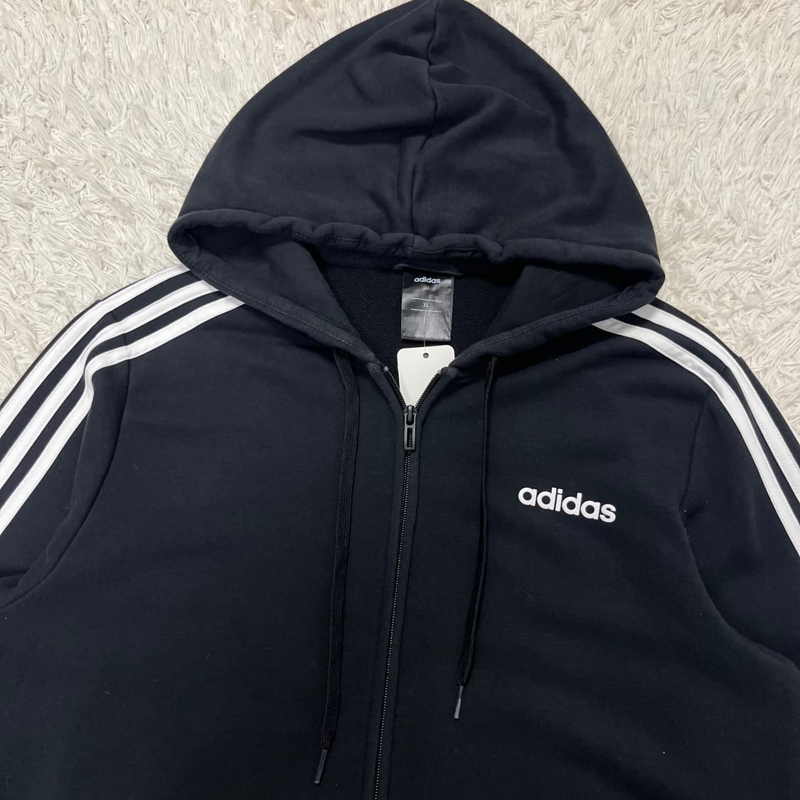 Adidas black zip-up hoodie 상품이미지5
