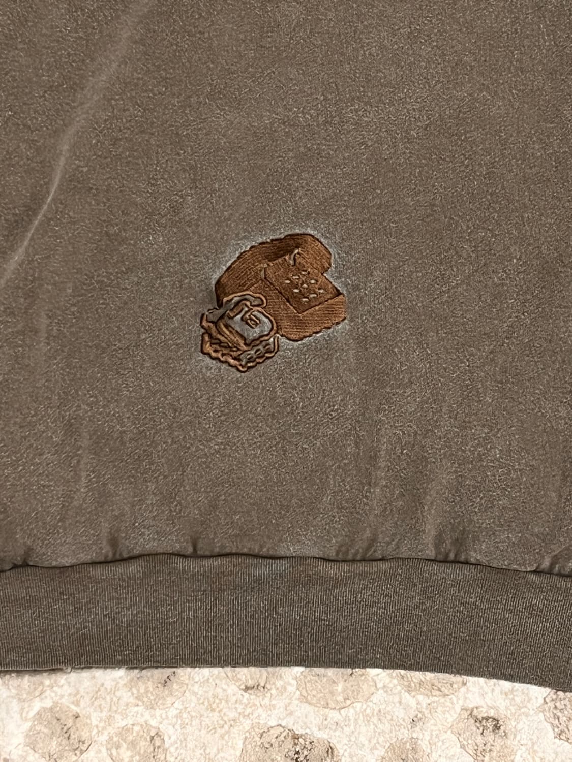 [L] 카브엠트 하이넥 스웻셔츠 브라운 상품이미지5