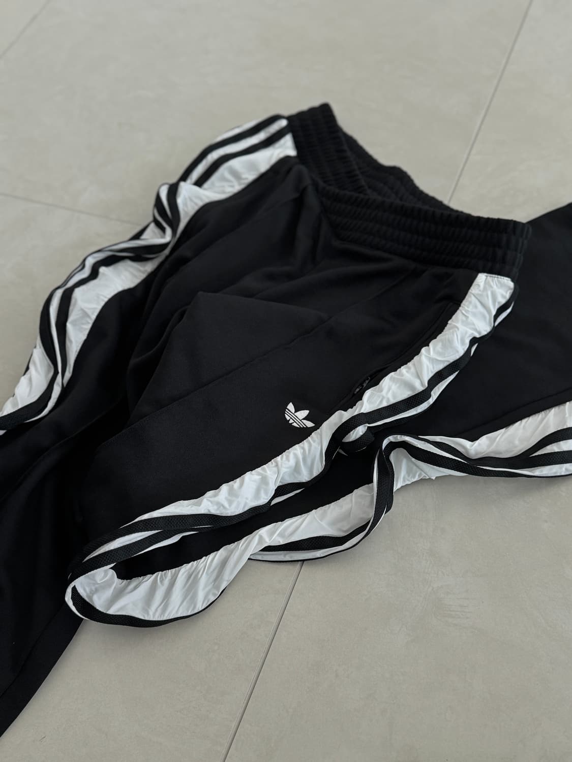 아디다스 오리지널스 R3CD 프릴 팬츠 M 상품이미지6