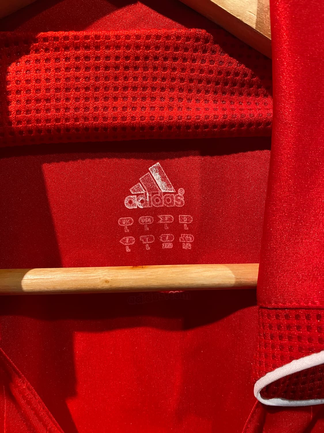 06-08 리버풀 토레스 홈 유니폼 상품이미지6