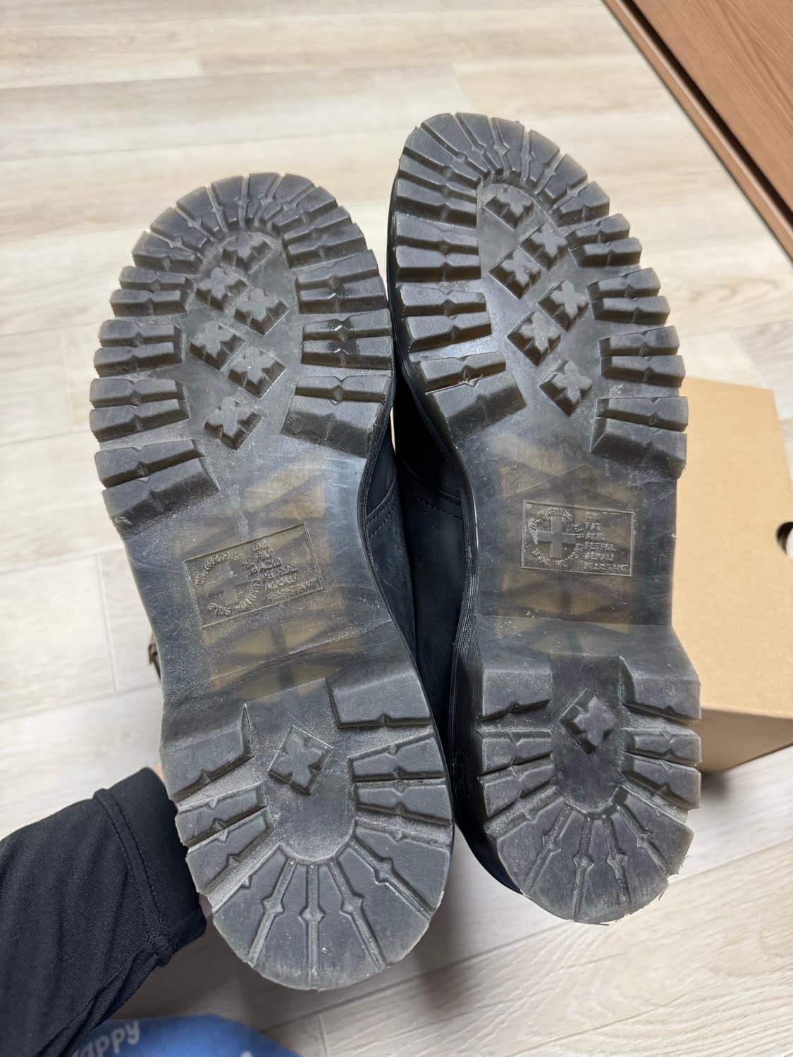 [11] 닥터마틴 x 디스이즈네버댓 1461 상품이미지5