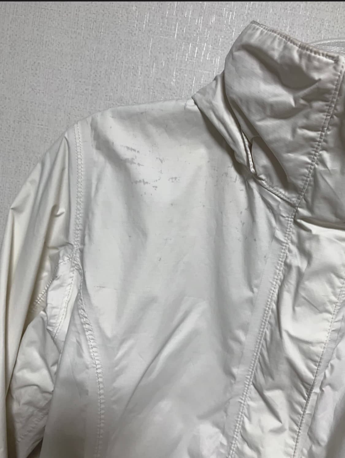 노스페이스 화이트 바람막이 후드 마운틴 윈드 자켓 상품이미지4